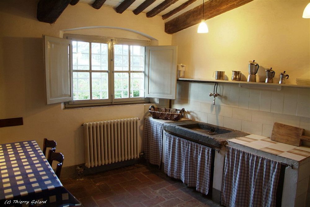Fattoria Di Bacchereto - Guest House المظهر الخارجي الصورة