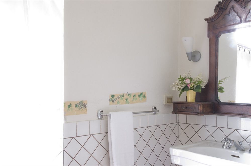 Fattoria Di Bacchereto - Guest House المظهر الخارجي الصورة