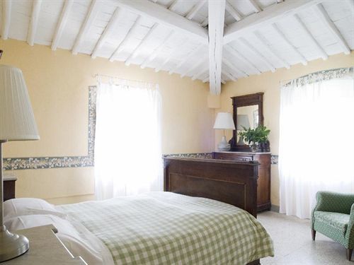 Fattoria Di Bacchereto - Guest House المظهر الخارجي الصورة